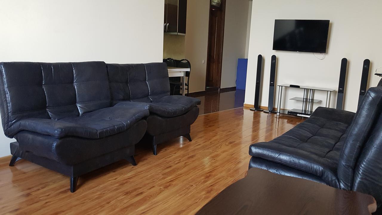 Sky-G Sea View Apartment 巴统 外观 照片