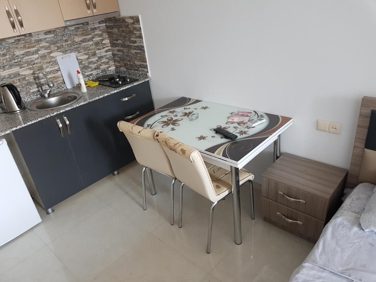 Sky-G Sea View Apartment 巴统 外观 照片