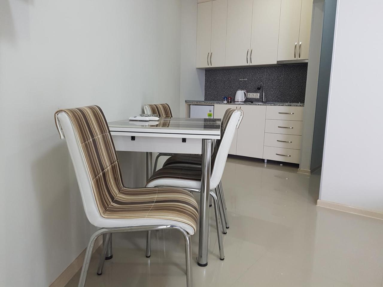 Sky-G Sea View Apartment 巴统 外观 照片