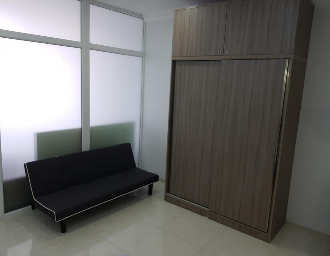 Sky-G Sea View Apartment 巴统 外观 照片
