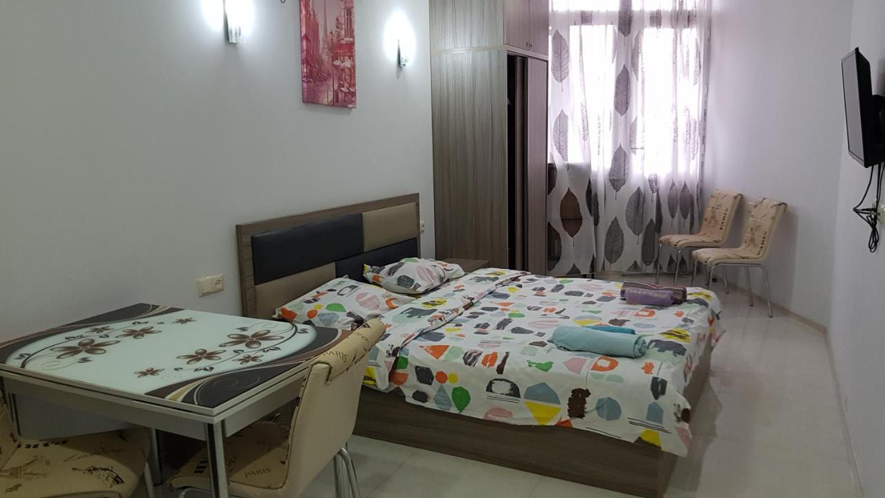 Sky-G Sea View Apartment 巴统 外观 照片